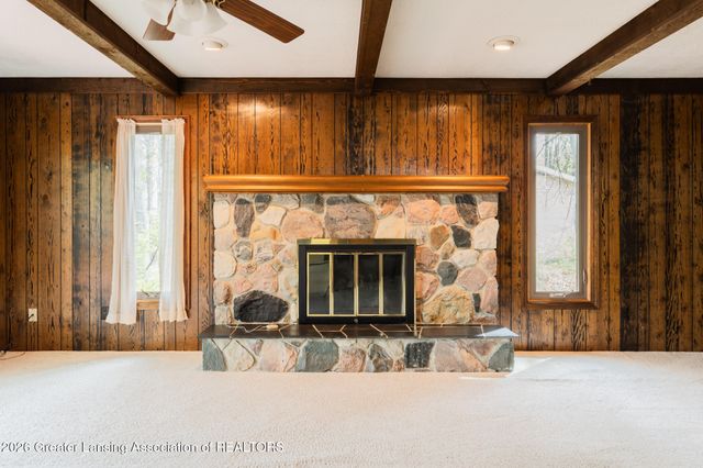 6520 W Galway Circle, Dimondale, MI 48821