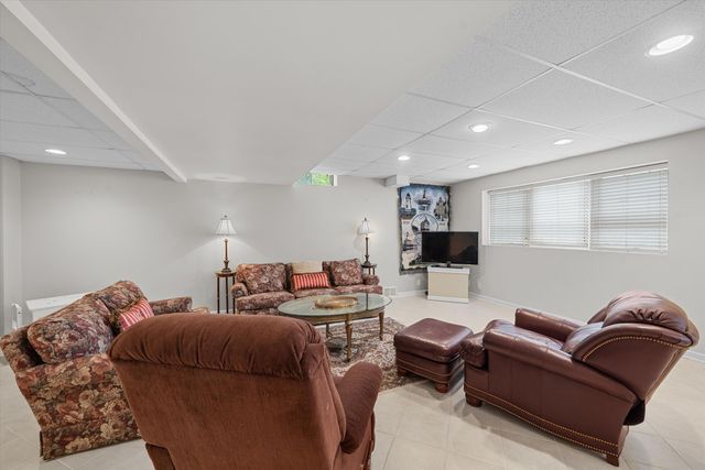 16063 Homestead Circle, Northville, MI 48168