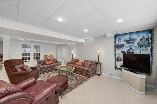 16063 Homestead Circle, Northville, MI 48168