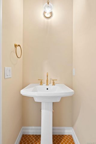 254 Hull Avenue, Clintondale, NY 12515