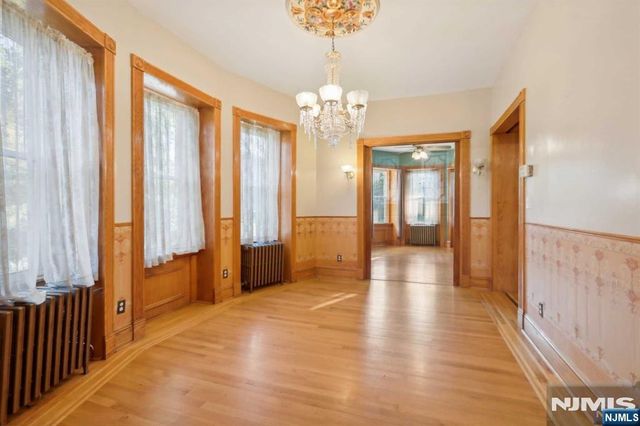 206 Park Street, Haworth, NJ 07641