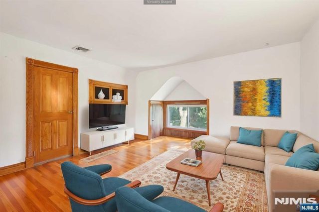 206 Park Street, Haworth, NJ 07641