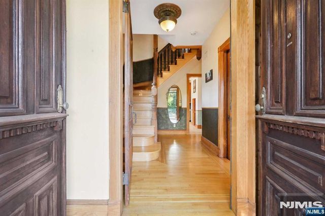 206 Park Street, Haworth, NJ 07641