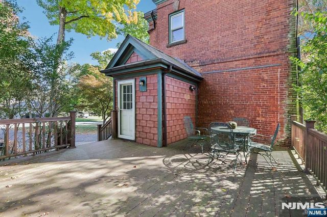 206 Park Street, Haworth, NJ 07641