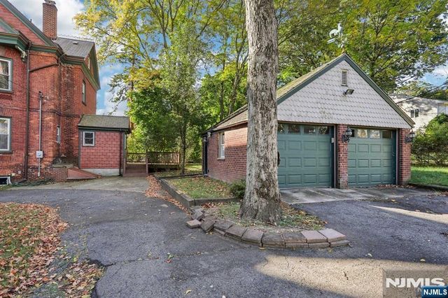 206 Park Street, Haworth, NJ 07641