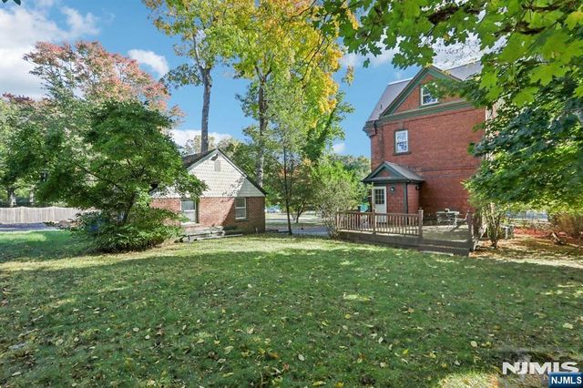 206 Park Street, Haworth, NJ 07641