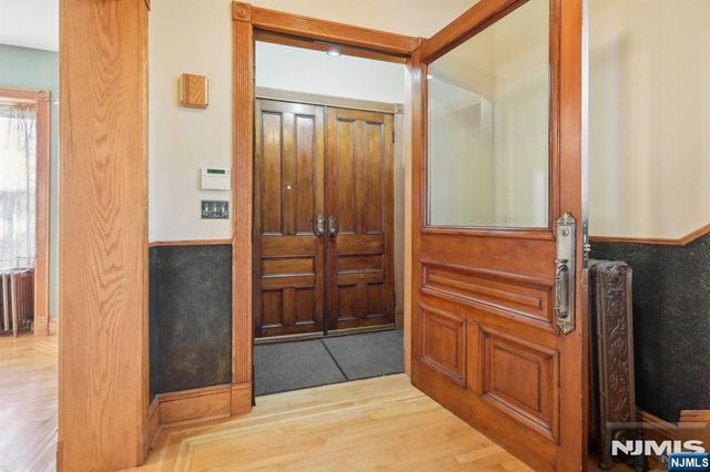 206 Park Street, Haworth, NJ 07641