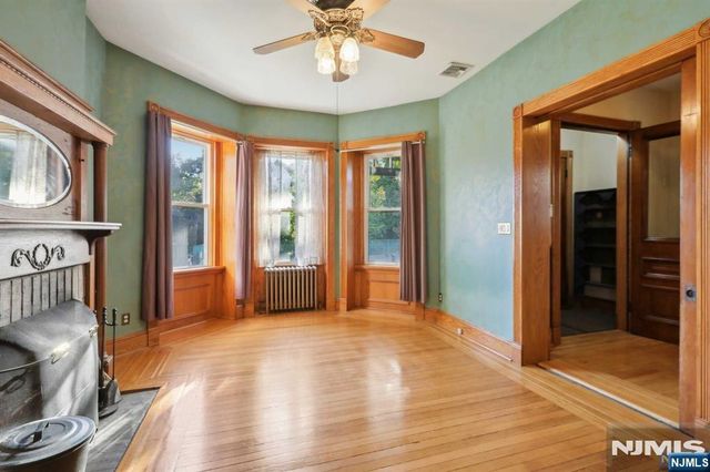 206 Park Street, Haworth, NJ 07641