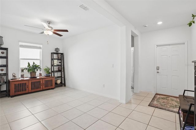 1718 RED LOOP, Lakeland, FL 33801