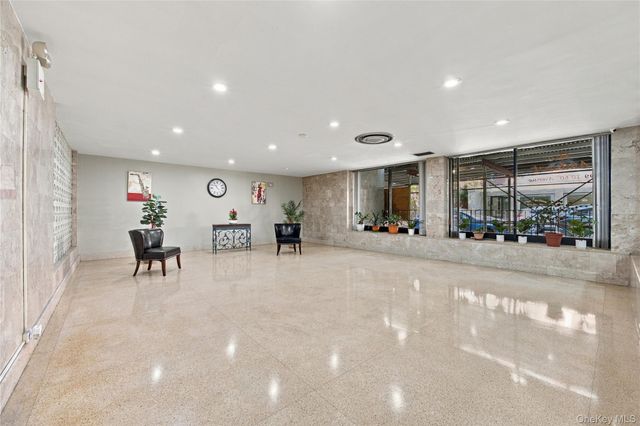 9910 60th Avenue 5A, Corona, NY 11368