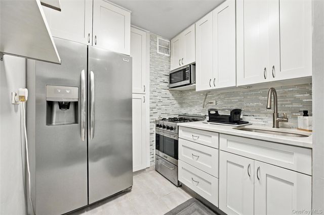 9910 60th Avenue 5A, Corona, NY 11368