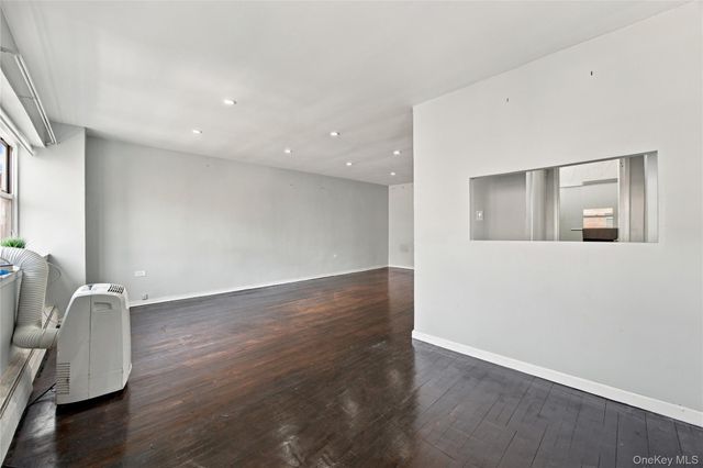 9910 60th Avenue 5A, Corona, NY 11368
