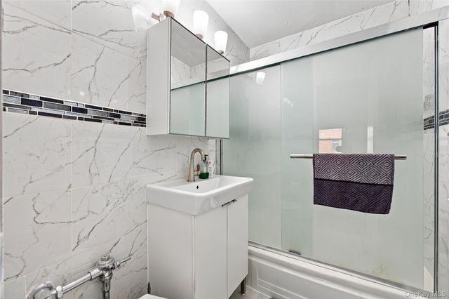 9910 60th Avenue 5A, Corona, NY 11368