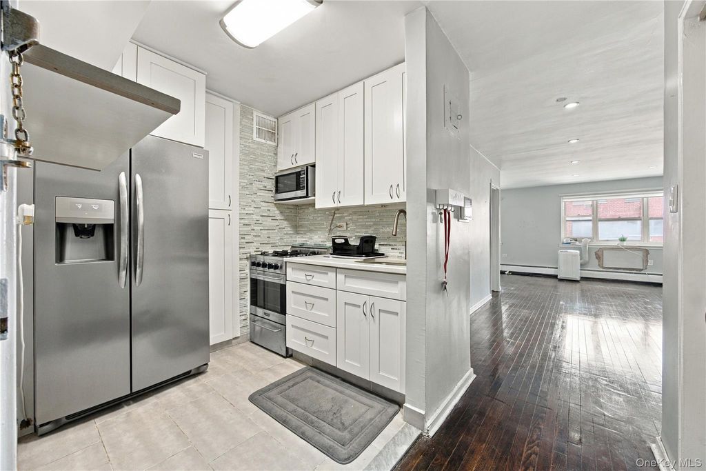 9910 60th Avenue 5A, Corona, NY 11368 — photo 4