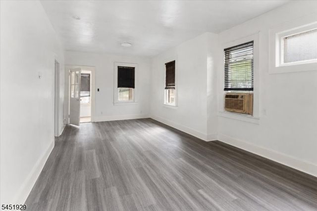 1036 Morris St, Roselle Boro, NJ 07203