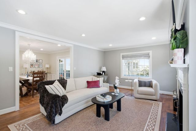 17 Ashley Avenue, Charleston, SC 29401