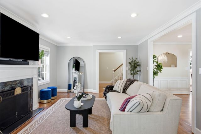 17 Ashley Avenue, Charleston, SC 29401