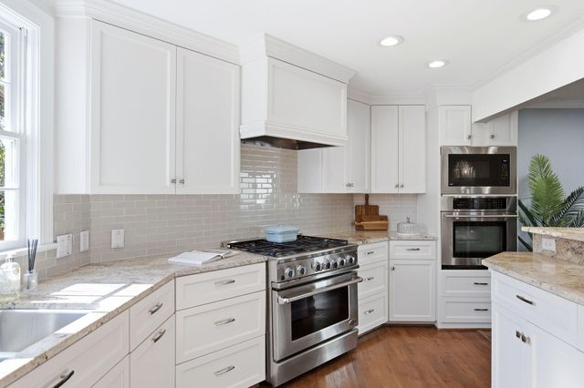 17 Ashley Avenue, Charleston, SC 29401