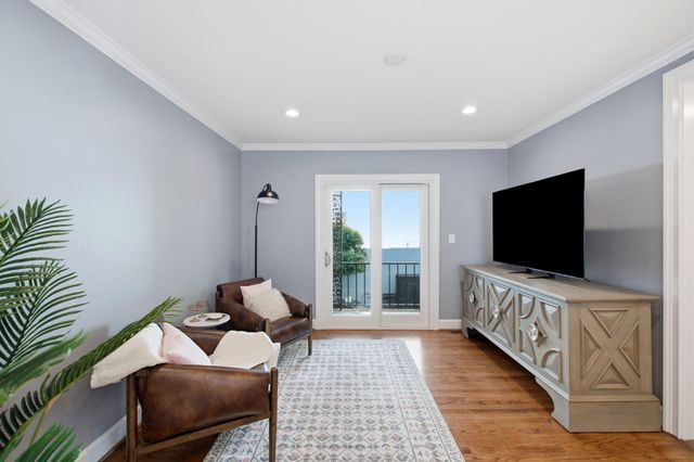 17 Ashley Avenue, Charleston, SC 29401