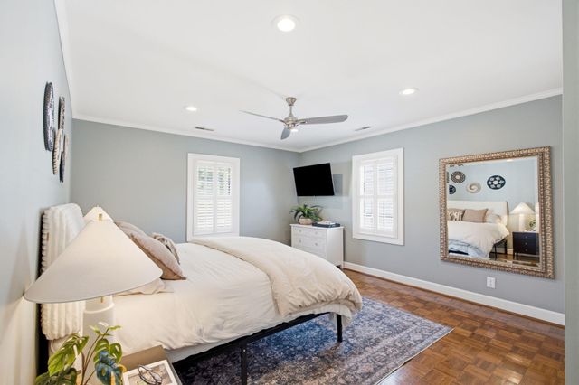17 Ashley Avenue, Charleston, SC 29401