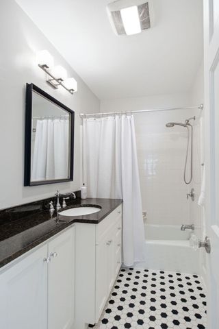 17 Ashley Avenue, Charleston, SC 29401