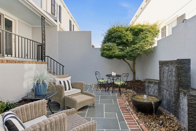 17 Ashley Avenue, Charleston, SC 29401