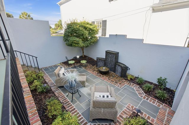 17 Ashley Avenue, Charleston, SC 29401