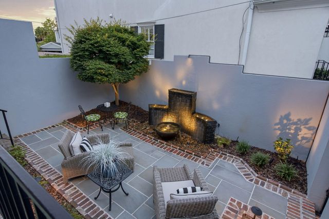 17 Ashley Avenue, Charleston, SC 29401
