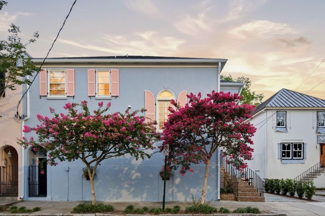 17 Ashley Avenue, Charleston, SC 29401
