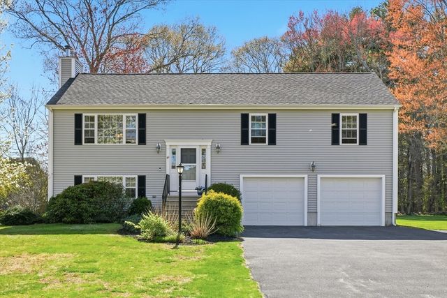 20 Fiske Ave, Upton, MA 01568