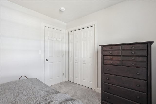 20 Fiske Ave, Upton, MA 01568