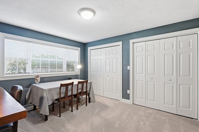 20 Fiske Ave, Upton, MA 01568