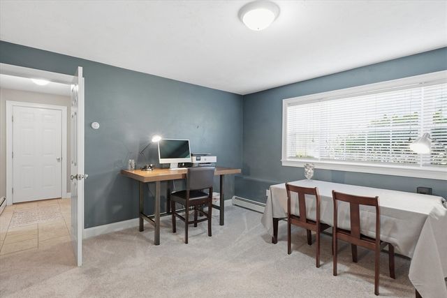 20 Fiske Ave, Upton, MA 01568