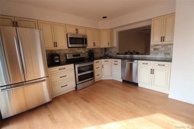 126 Whitetail Circle, Ossining, NY 10562