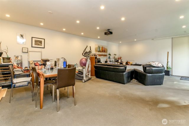 11132 159th Avenue NE, Redmond, WA 98052