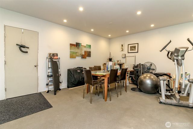 11132 159th Avenue NE, Redmond, WA 98052