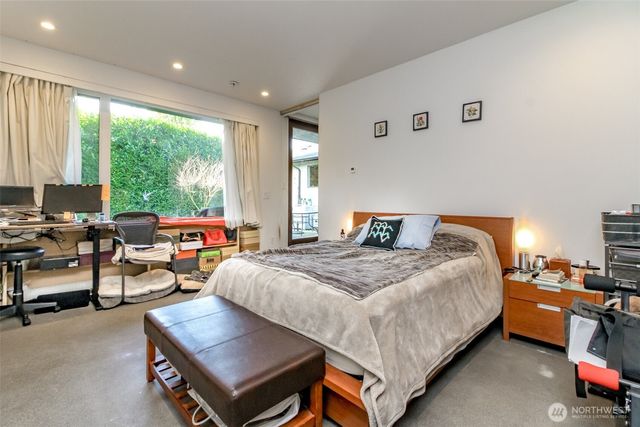 11132 159th Avenue NE, Redmond, WA 98052