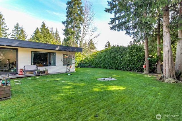 11132 159th Avenue NE, Redmond, WA 98052