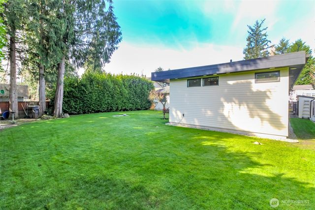 11132 159th Avenue NE, Redmond, WA 98052