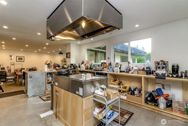 11132 159th Avenue NE, Redmond, WA 98052