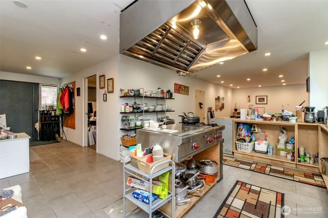 11132 159th Avenue NE, Redmond, WA 98052