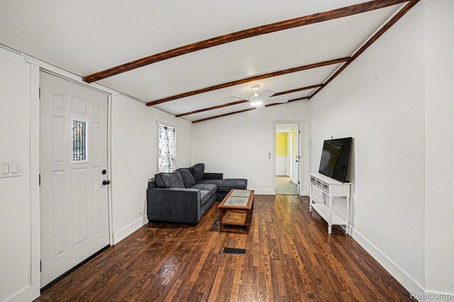 250 S Leaton Road, Chippewa Township, MI 48858