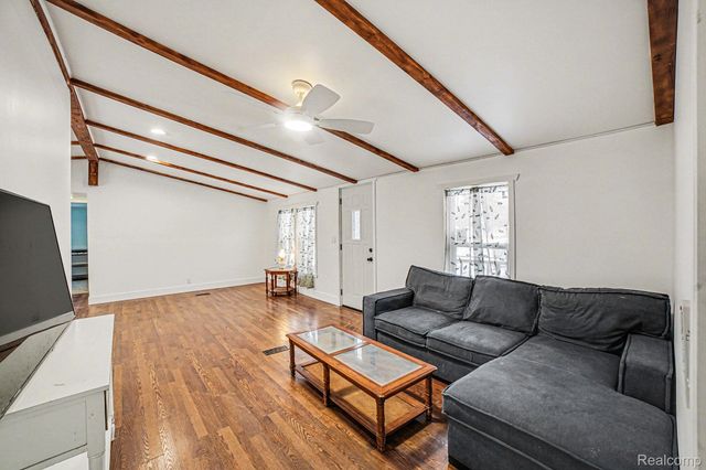 250 S Leaton Road, Chippewa Township, MI 48858