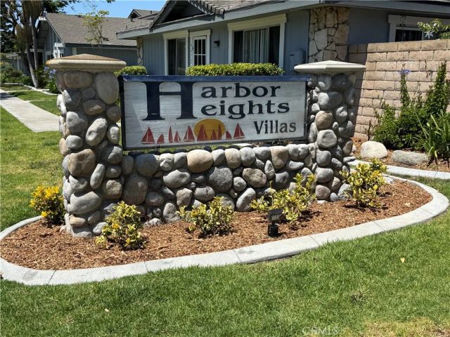 16436 Poco Circle, Huntington Beach, CA 92649