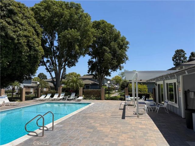 16436 Poco Circle, Huntington Beach, CA 92649