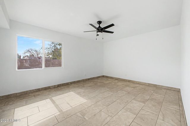 5708 N 42nd Lane, Phoenix, AZ 85019