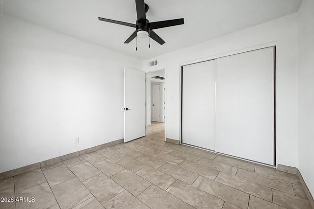 5708 N 42nd Lane, Phoenix, AZ 85019