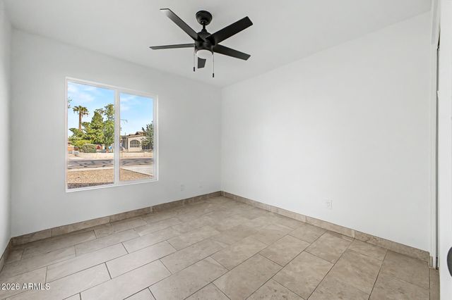 5708 N 42nd Lane, Phoenix, AZ 85019