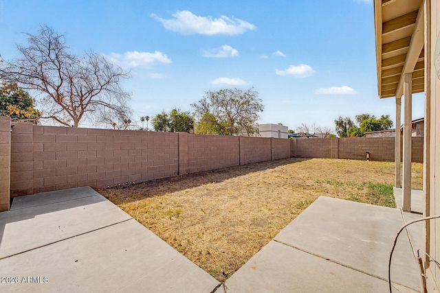 5708 N 42nd Lane, Phoenix, AZ 85019
