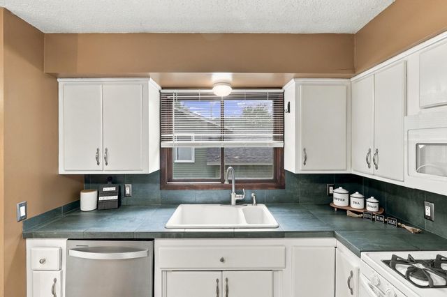 718 73rd Way N, Brooklyn Park, MN 55444